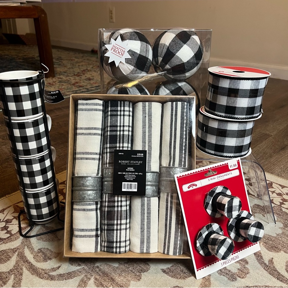 Buffalo Plaid Christmas Bundle